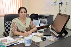 Dr Anshu Nanoti